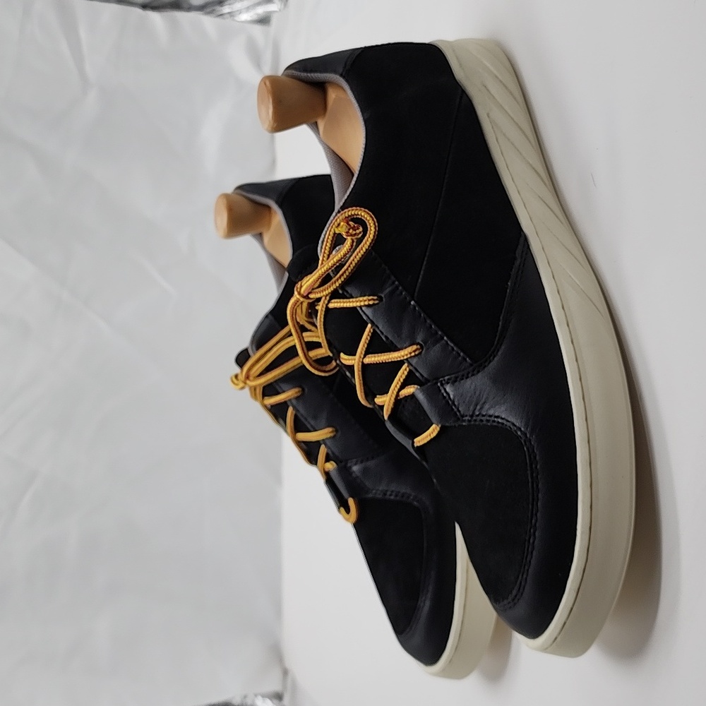 RODD AND GUNN BLACK SUSSEX STREET SNEAKERS🦮 MENS 43 NWOB